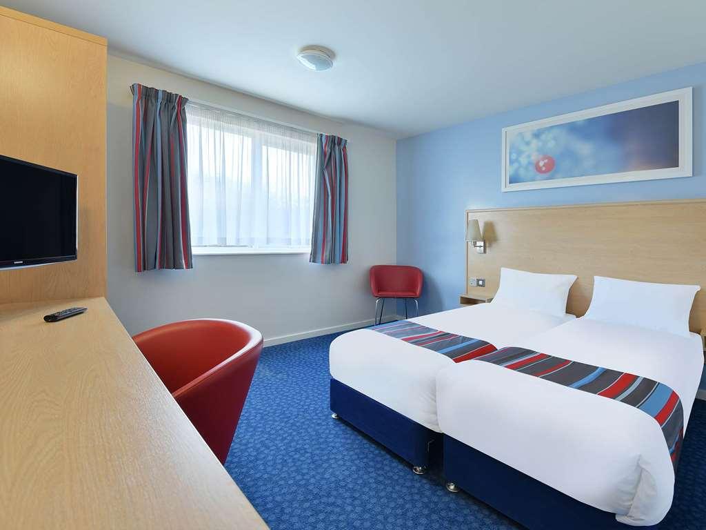 Travelodge Newbury Tot Hill Highclere Chambre photo